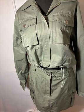 SHEIN Olive Green Utility Zip Jacket with Drawstring Waist